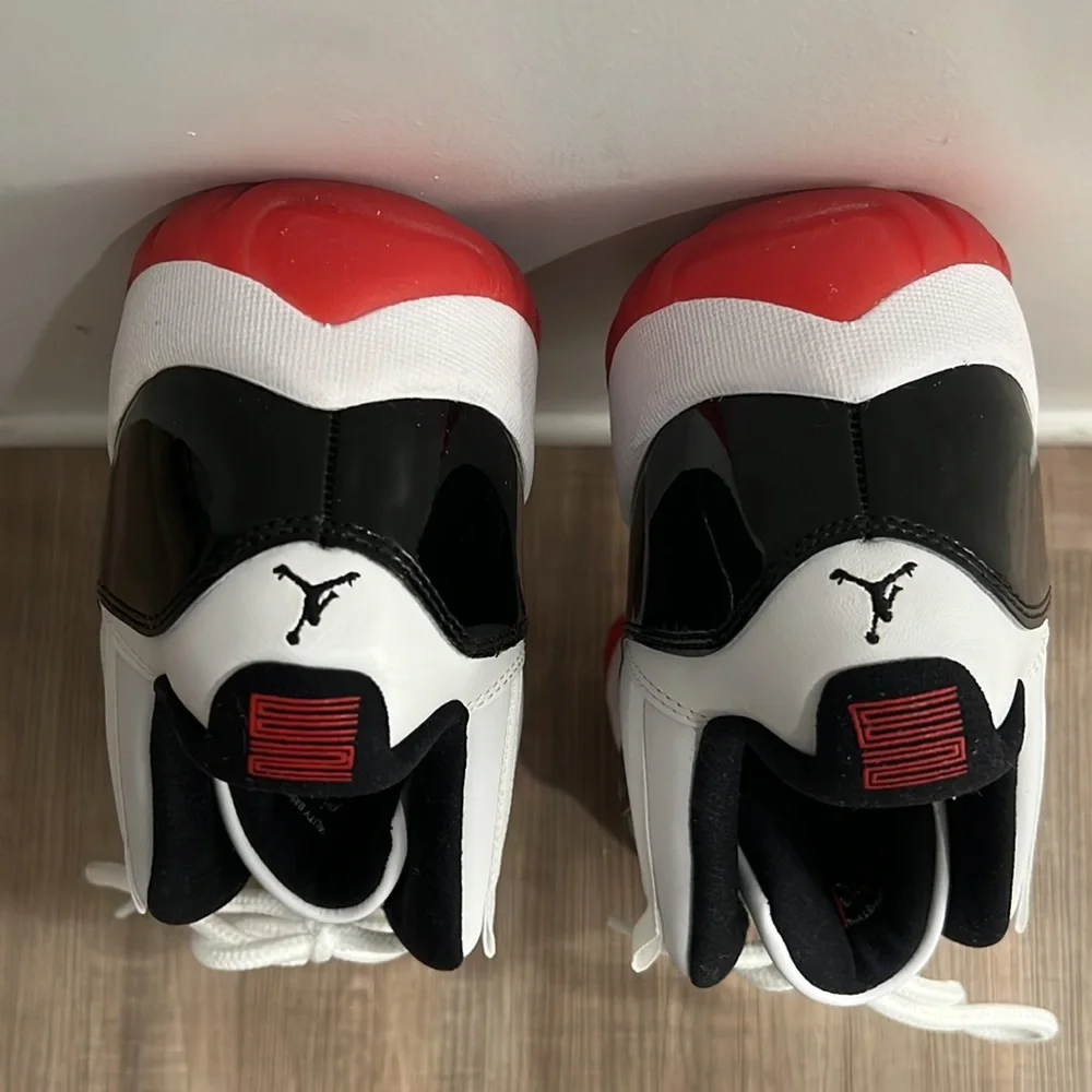 Jordan 11 Low Bred Size 13 - New - Picture 4 of 6